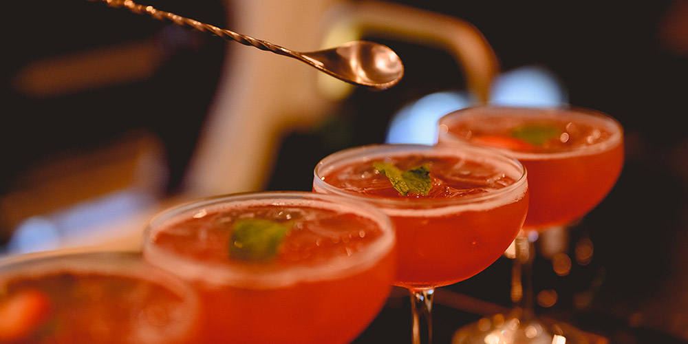 Mix It Like a Pro: Bartending & Cocktails
