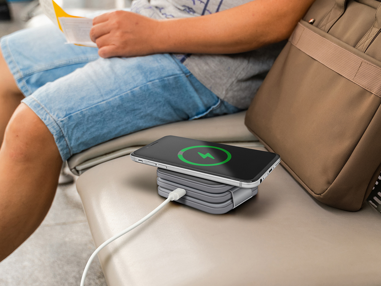 PowerUp Trinity 3-in-1 Charging Station (Gray)