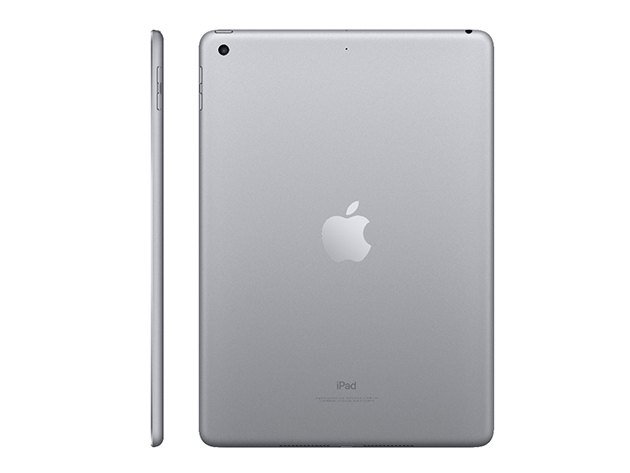 Apple iPad 9.7” (2018) 6th Gen 32GB Wi-Fi Space Gray (Refurbished) + Accessories Bundle
