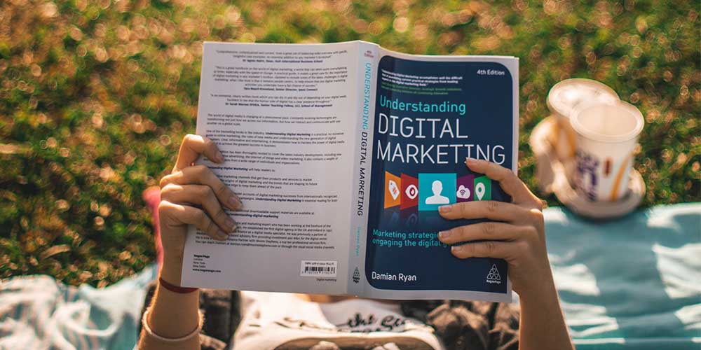Digital Marketing Management Essential Toolkit