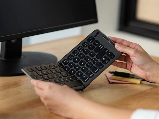 Mobile Pixels Foldable Keyboard