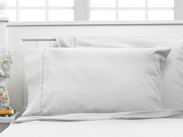 Bamboo 4-Piece Chevron Embossed Sheets (White/Queen)