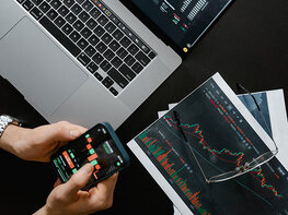 The Stock Candlestick & Options Profit Trading Bundle