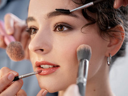 The 2026 Makeup, Nail & Beauty Bundle