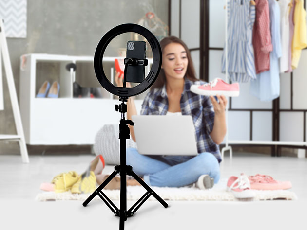 U-STREAM Home Streaming Studio with 10" Ring Light & Tripod